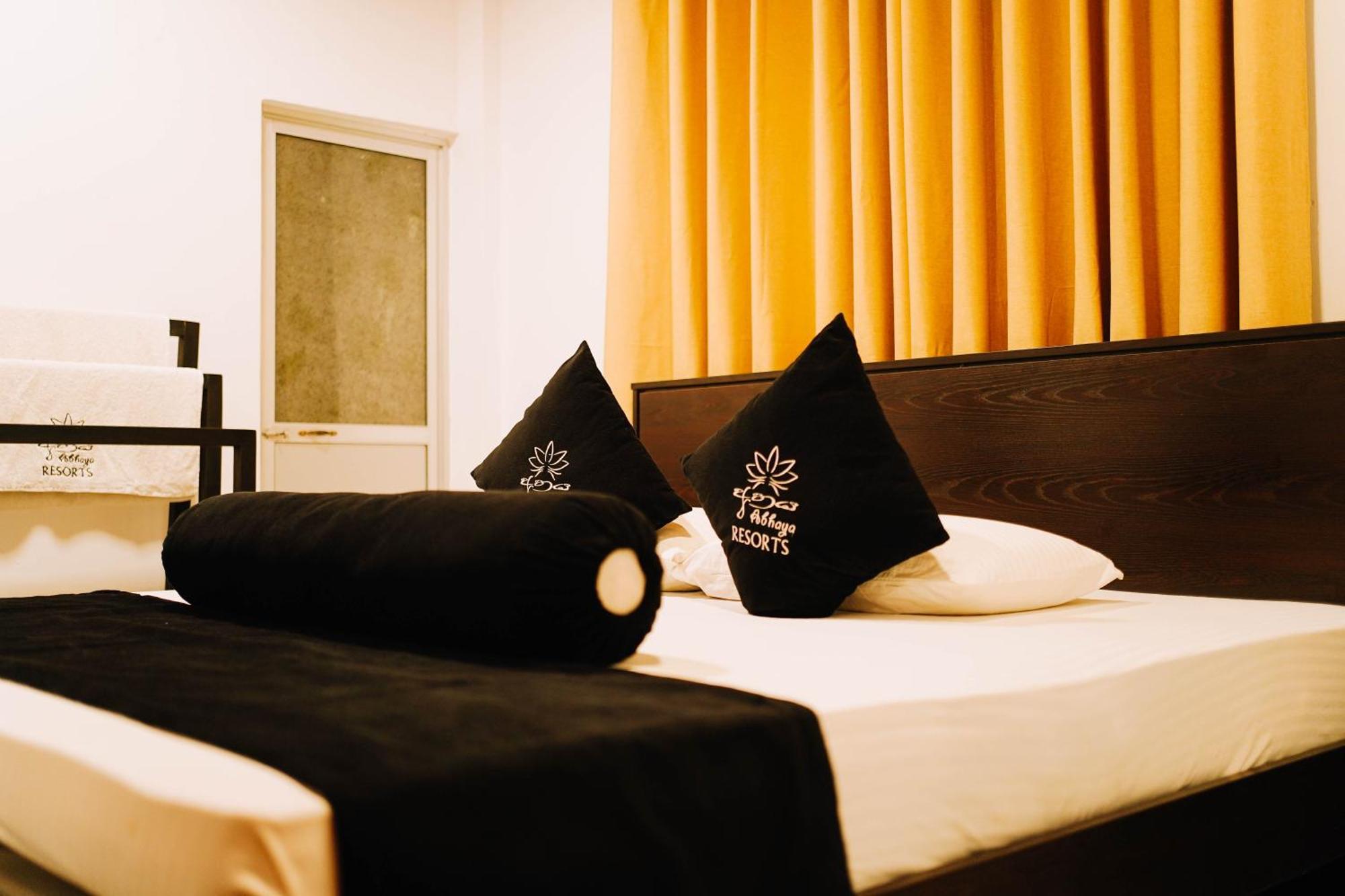 Abhaya Resorts Anuradhapura Dış mekan fotoğraf
